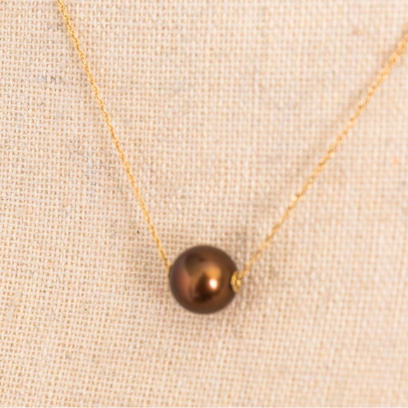 Minimalist floating pearl necklace chocolate pearl 14K choker chain necklace - Picture 10 of 16